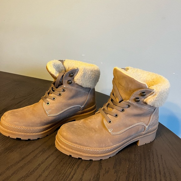 Artica Boots from Browns - Picture 4 of 5